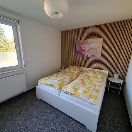 Geraeumige, Moderne Mit Pkw- Und Fahrradstellplatz - Nordland Appartamento