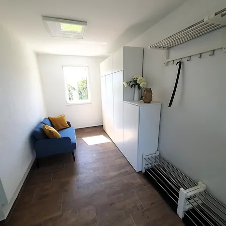 Apartment Geraeumige, Moderne Mit Pkw- Und Fahrradstellplatz - Nordland Schwerin (Mecklenburg-Vorpommern)