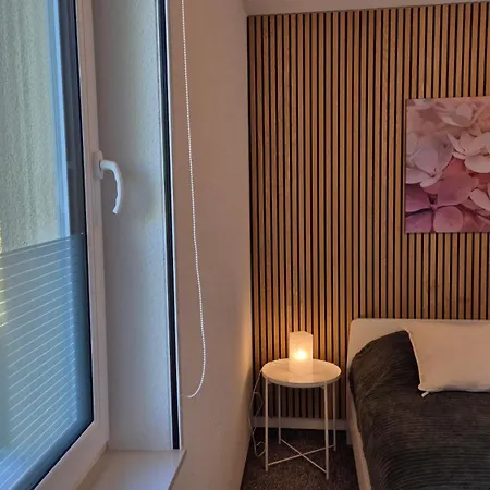 Apartamento Geraeumige, Moderne Mit Pkw- Und Fahrradstellplatz - Nordland *