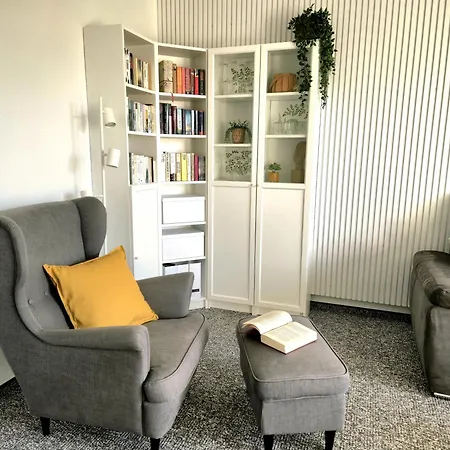 Apartamento Geraeumige, Moderne Mit Pkw- Und Fahrradstellplatz - Nordland *