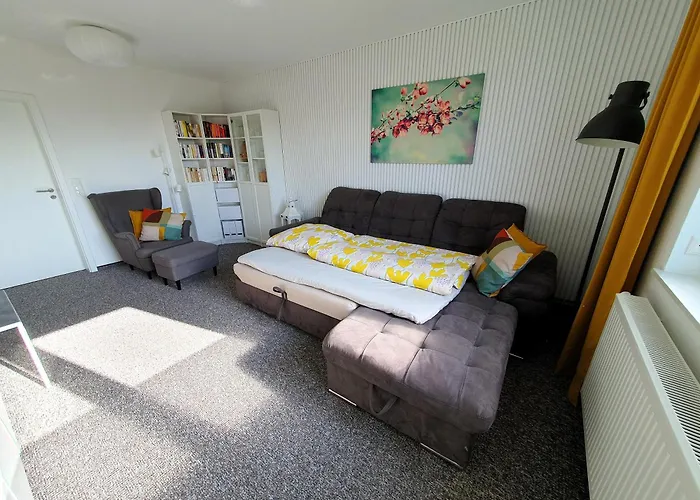 Geraeumige, Moderne Mit Pkw- Und Fahrradstellplatz - Nordland * Schwerin (Mecklenburg-Vorpommern)